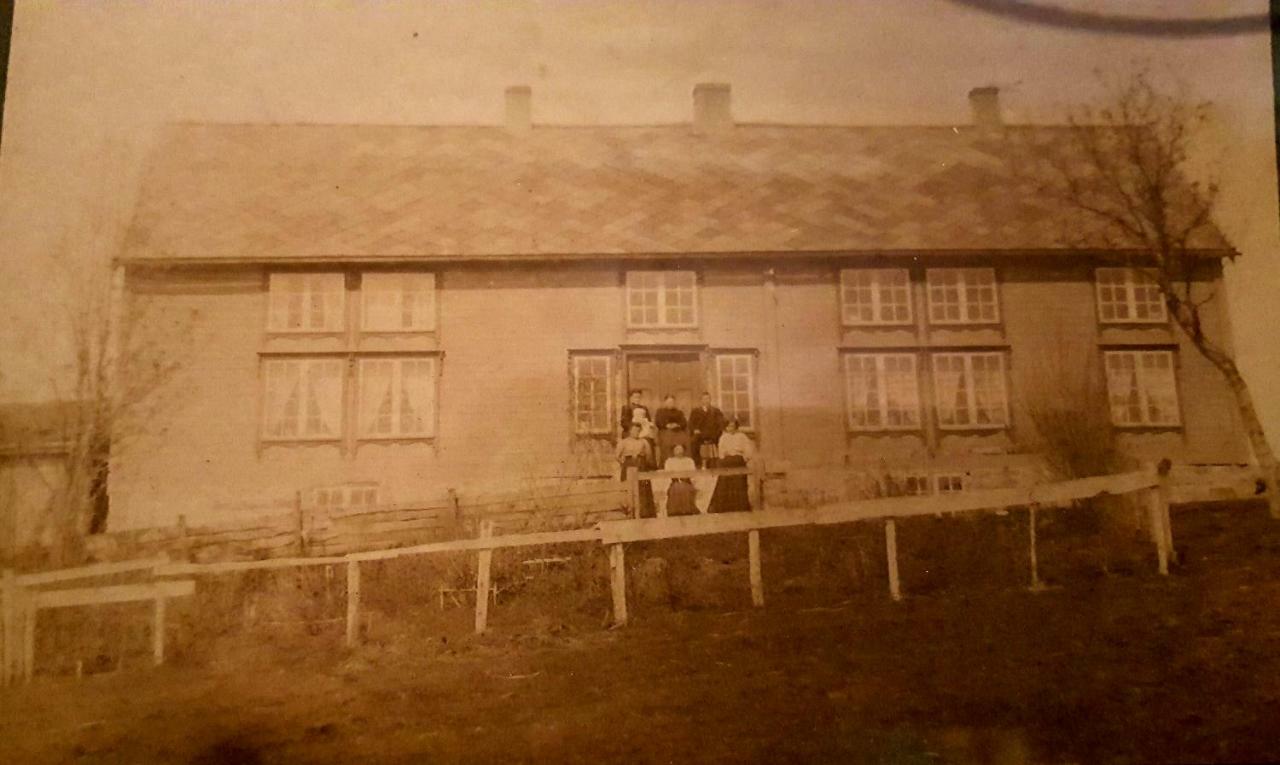 Kjorsvik Ovre Apartamento *